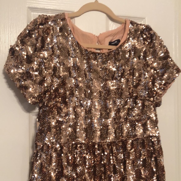 ANTHROPOLOGIE "Maeve" Rose Gold Sequin Tiered Midi Dress - Picture 8 of 12